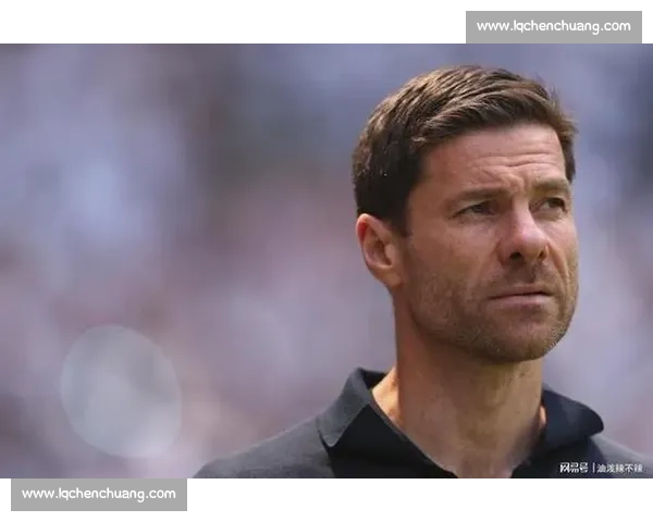 阿隆索执教风格揭秘：铁血治军似弗里克，迥异安切洛蒂儒雅风范