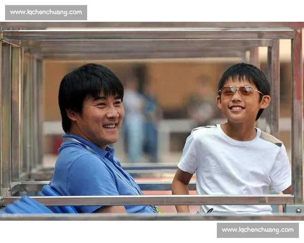 李嗣镕随津门虎飞赴广州客场 新援首秀在即引关注 李嗣镕随津门虎飞赴广州客场 新援首秀在即引关注